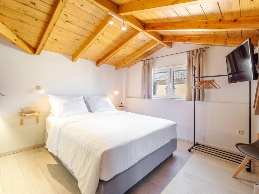 Old Town Corfu Romantic Studio Manto Nymfes Apartamento Exterior foto