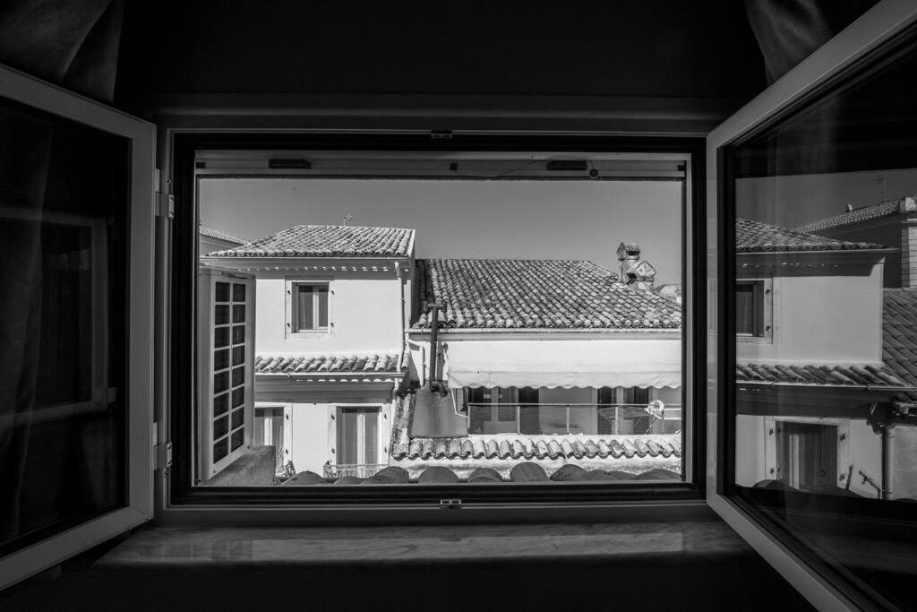 Old Town Corfu Romantic Studio Manto Nymfes Apartamento Exterior foto